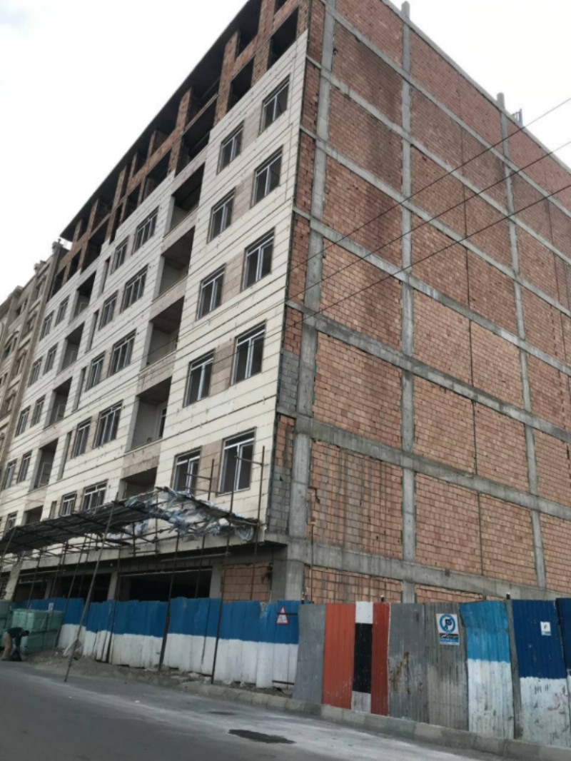 آپارتمان 128 متری سه خوابه در کوی 17 شهریور تهران12859210798