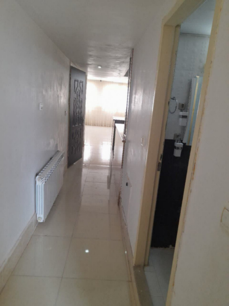 آپارتمان 98 متری دو خوابه در خیابان ادیب سبزوار