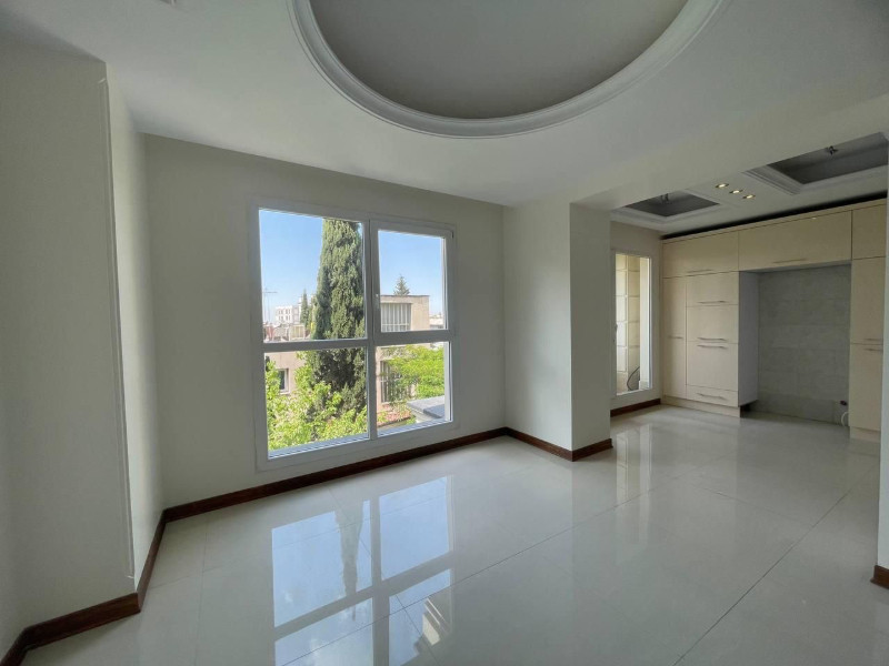 آپارتمان 190 متری سه خوابه در پاسداران تهران12858910758