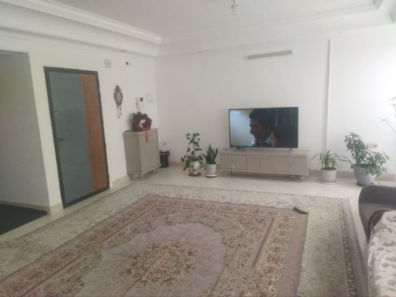 آپارتمان 100 متری دو خوابه در خیابان طالقانی سبزوار