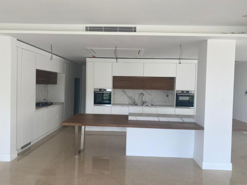 آپارتمان 325 متری چهارخوابه در دروس تهران12859010761