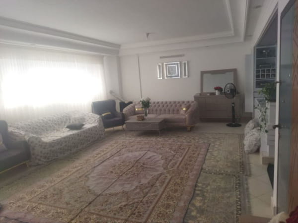 آپارتمان 100 متری دو خوابه در خیابان طالقانی سبزوار