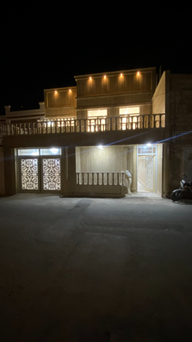 خانه 208 متری سه خوابه در خیابان صحرا یزد12865910962