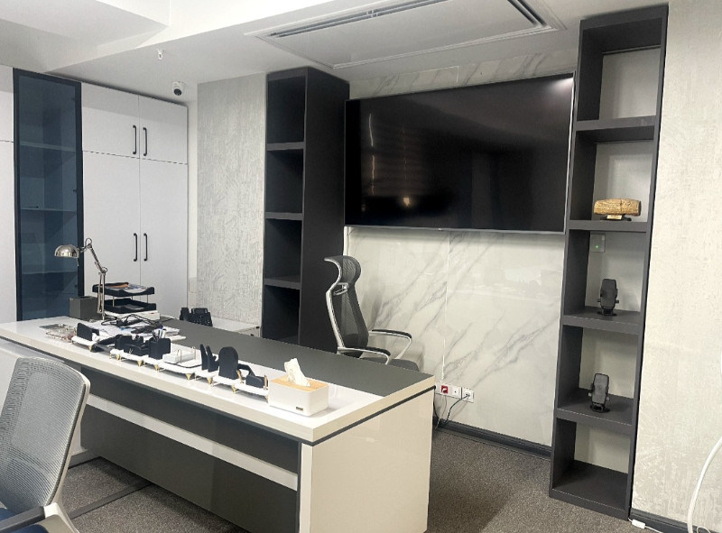 اداری 200 متری در پونک تهران