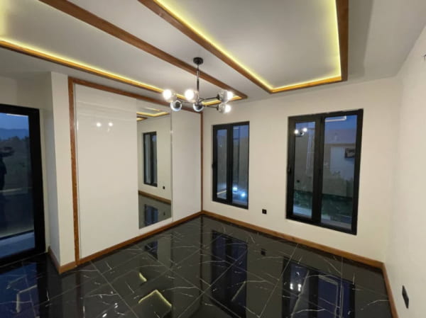 ویلا 600 متری چهارخوابه در طاووسیه کرج