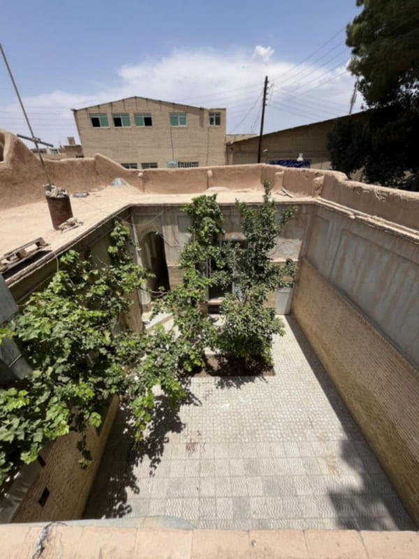 خانه 220 متری چهارخوابه در یزد