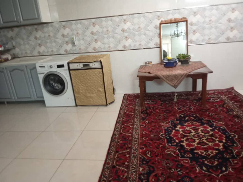 ویلا 200 متری سه خوابه در خیابان باغ دریاچه اصفهان12926611920