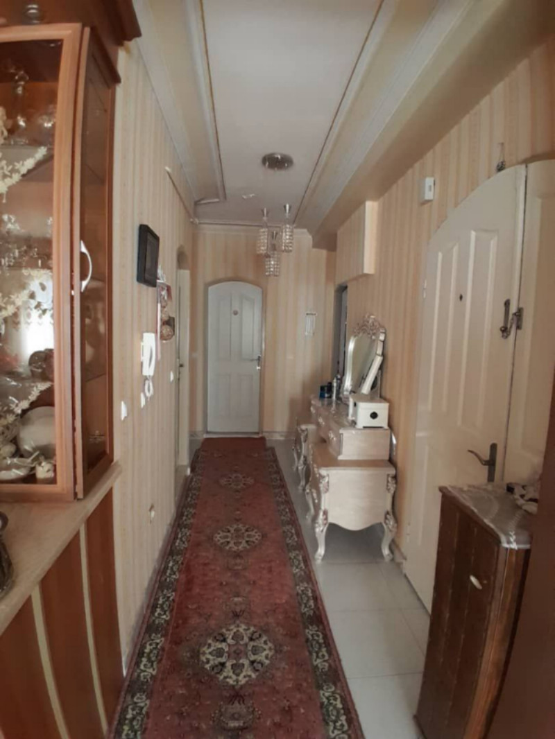 آپارتمان 102 متری دو خوابه در گلکار تبریز12969112251
