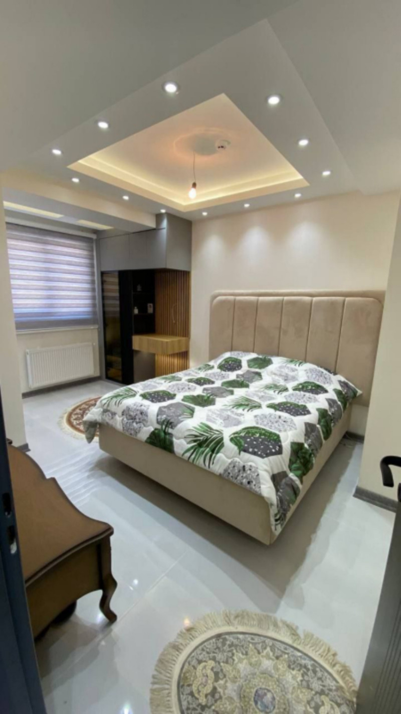 آپارتمان 180 متری سه خوابه در کوی نصر تبریز12970012276