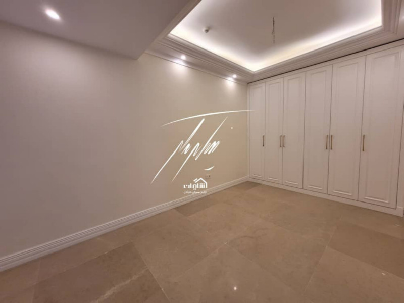آپارتمان 192 متری سه خوابه در پاسداران تهران12972112295