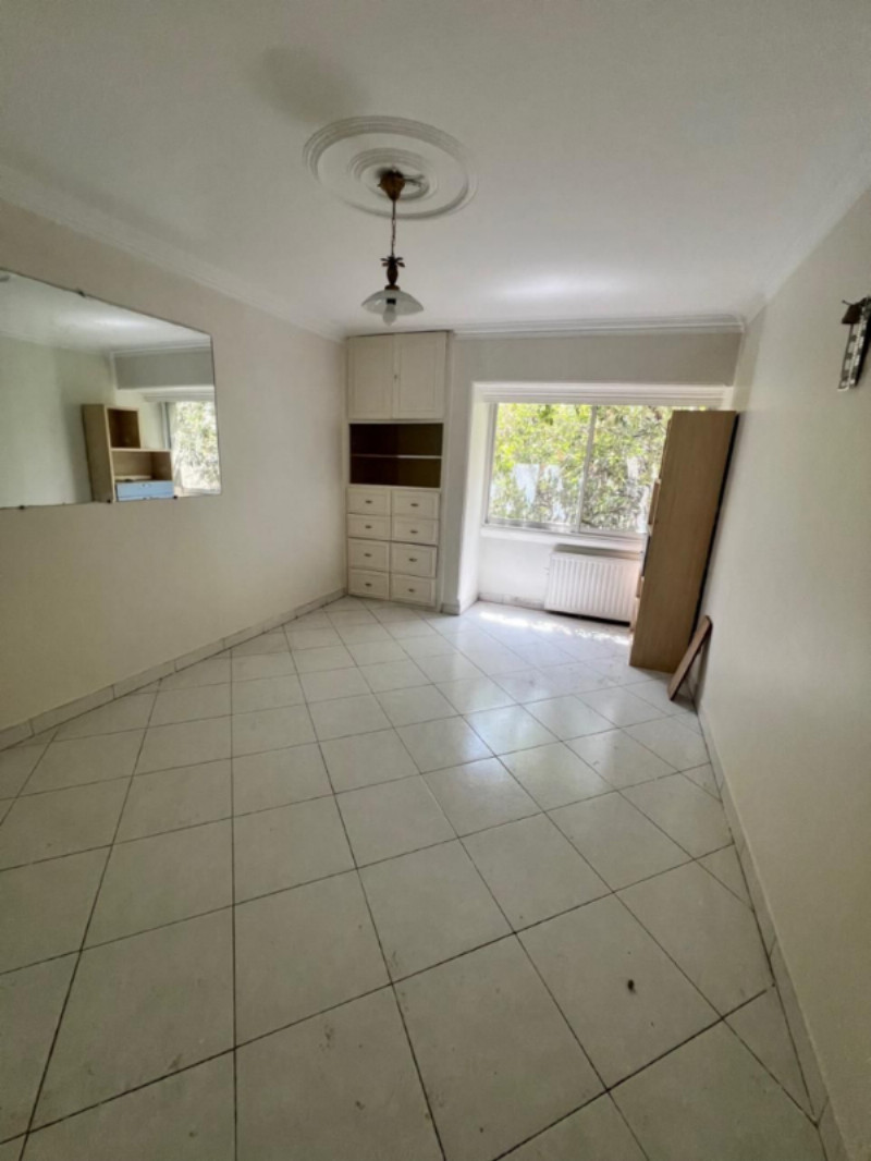 آپارتمان 100 متری دو خوابه در ونک تهران