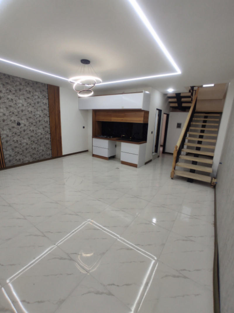 ویلا 130 متری سه خوابه در حسین آباد آمل12990912516
