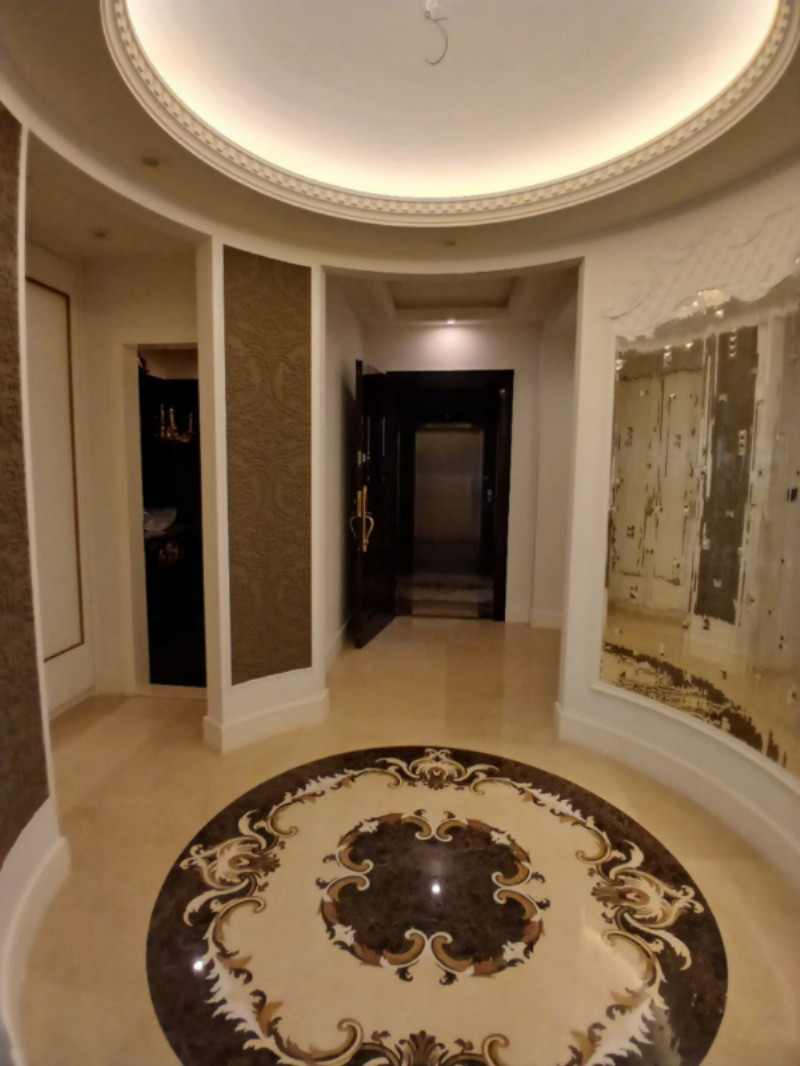 آپارتمان 175 متری سه خوابه در نیاوران تهران