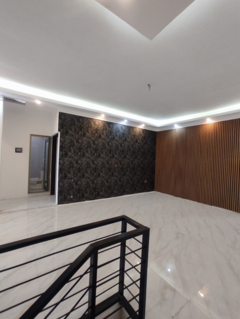 ویلا 200 متری سه خوابه در خشکرود آمل12999312725