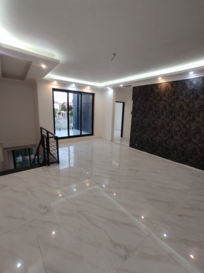 ویلا 200 متری سه خوابه در خشکرود آمل12999312717