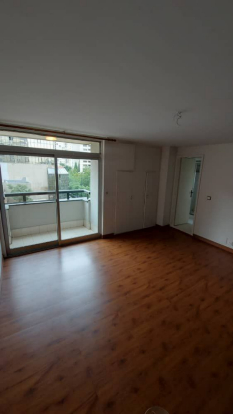 آپارتمان 210 متری چهارخوابه در جردن تهران