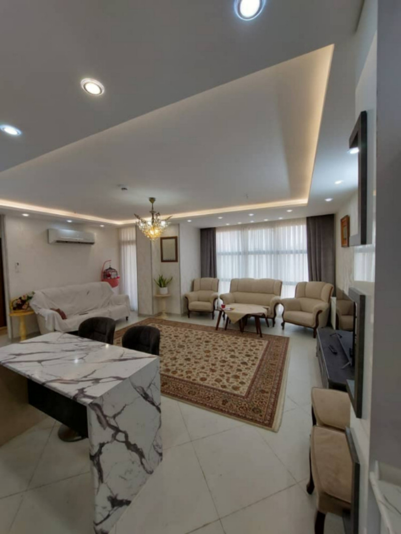 آپارتمان 110 متری دو خوابه در برازنده اصفهان13007712808