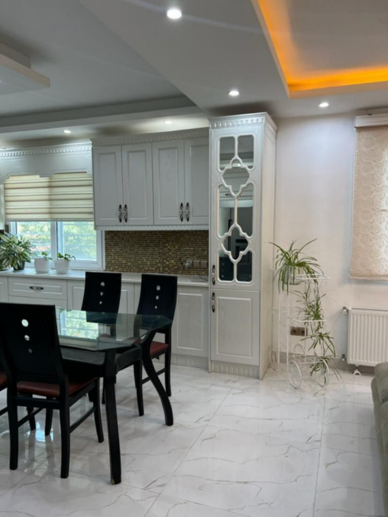 ویلا 400 متری چهارخوابه در نوشهر