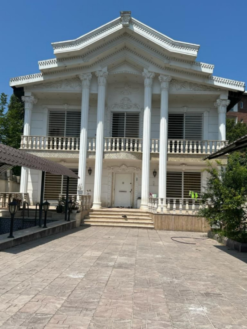 ویلا 400 متری چهارخوابه در نوشهر