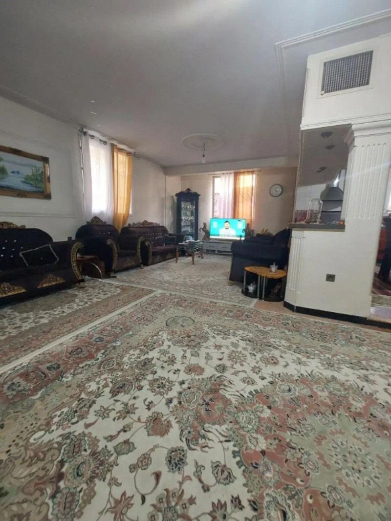 آپارتمان 90 متری دو خوابه در آذربایجان تهران