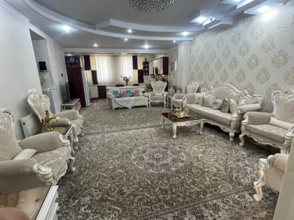 آپارتمان 87 متری دو خوابه در آیت الله کاشانی تهران
