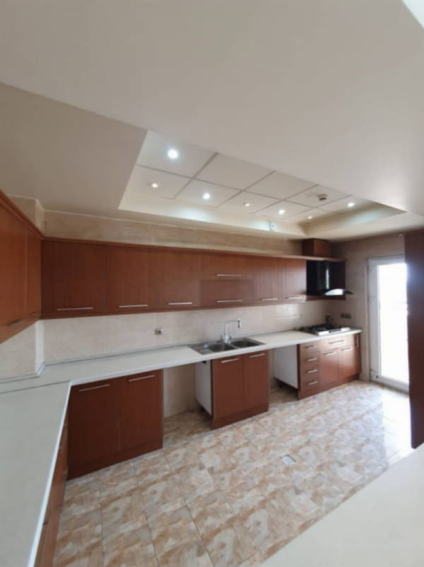 خانه 300 متری سه خوابه در تهران 2