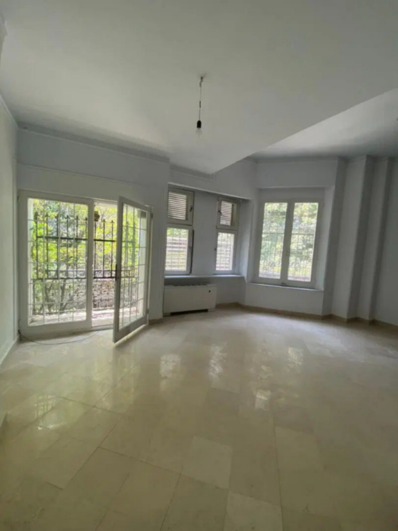 ویلا 350 متری چهارخوابه در جردن تهران