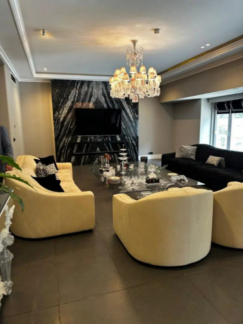 ویلا 350 متری چهارخوابه در جردن تهران