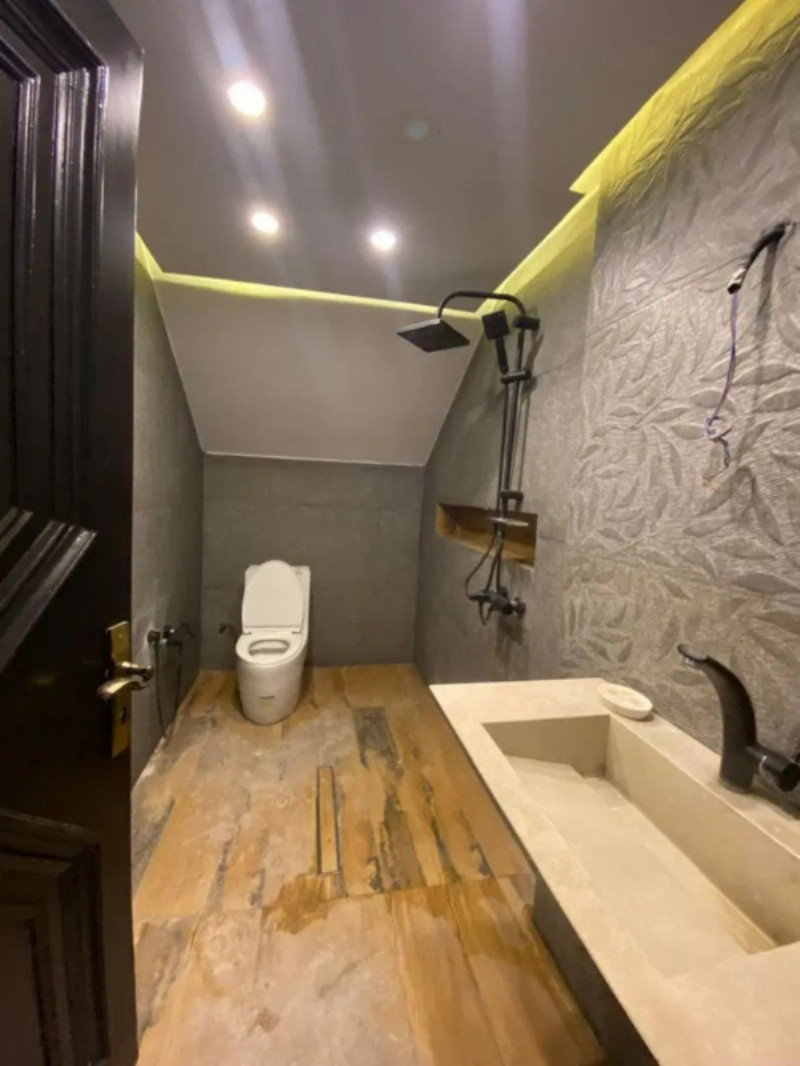 ویلا 350 متری چهارخوابه در جردن تهران