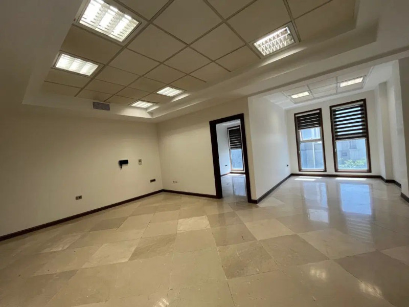 اداری 75 متری یک خوابه در نیاوران تهران