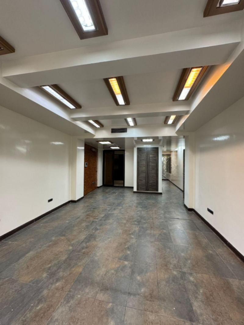 اداری 100 متری دو خوابه در باهنر تهران