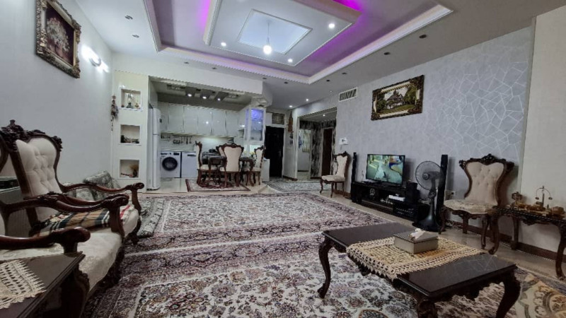 آپارتمان 110 متری دو خوابه در فاز 2 اندیشه13165514388