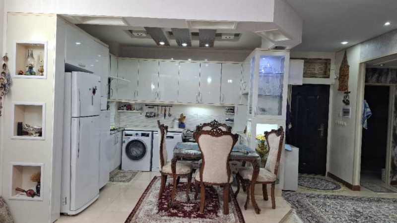 آپارتمان 110 متری دو خوابه در فاز 2 اندیشه13165514389