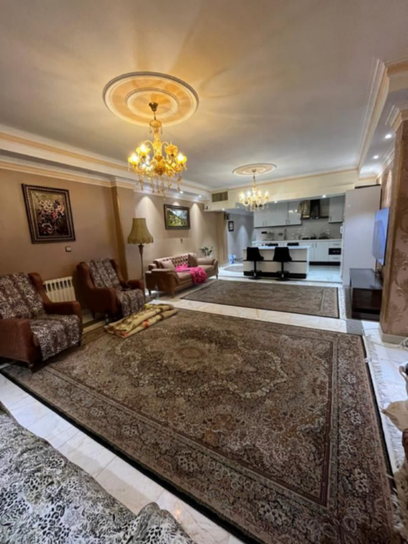 آپارتمان 105 متری سه خوابه در فرمانیه غربی تهران13169214433