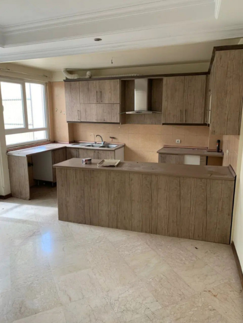 آپارتمان 55 متری یک خوابه در لویزان تهران