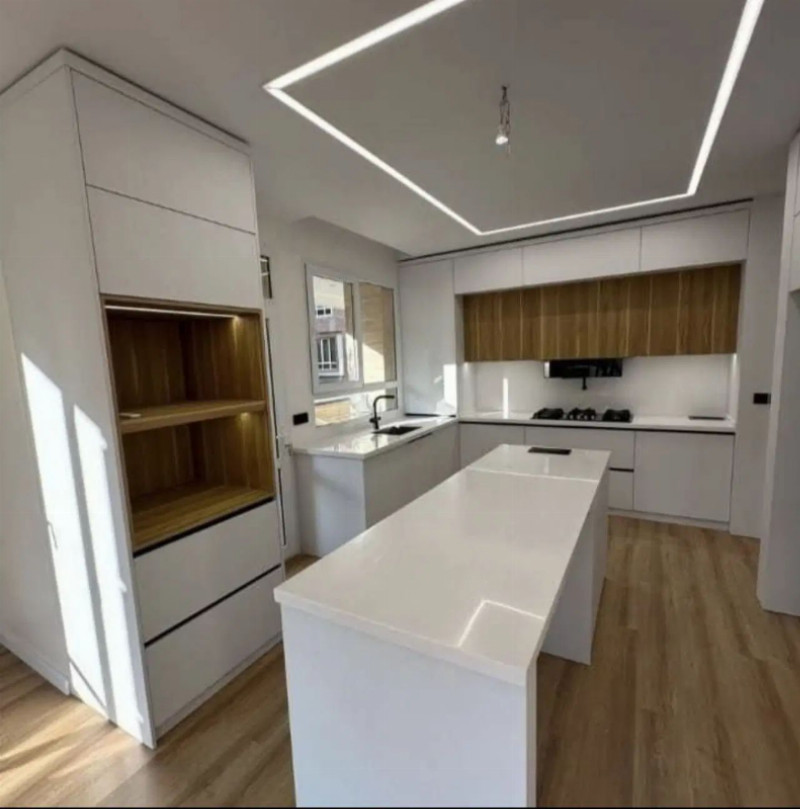 آپارتمان 170 متری سه خوابه در فرشته تهران