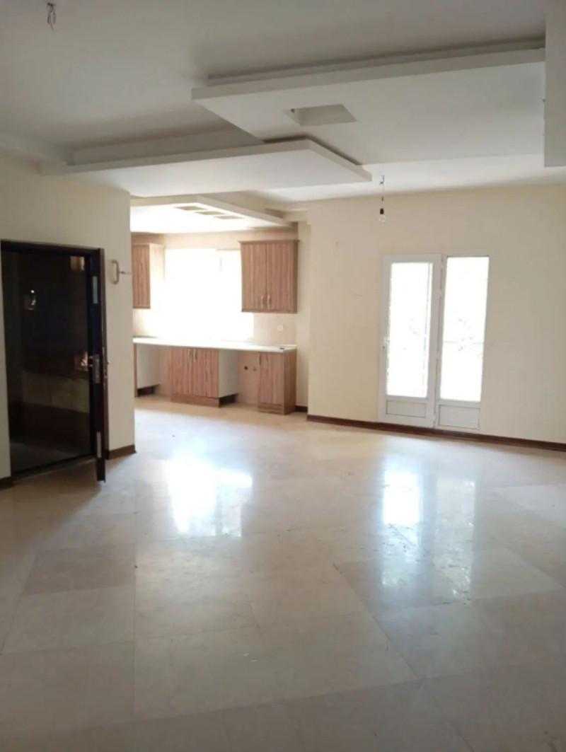 آپارتمان 125 متری سه خوابه در نیاوران تهران