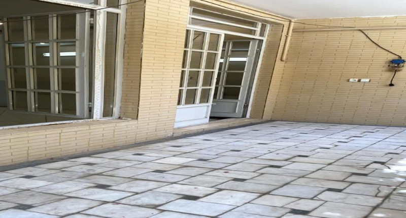 خانه 170 متری دو خوابه در خیابان صحرا یزد