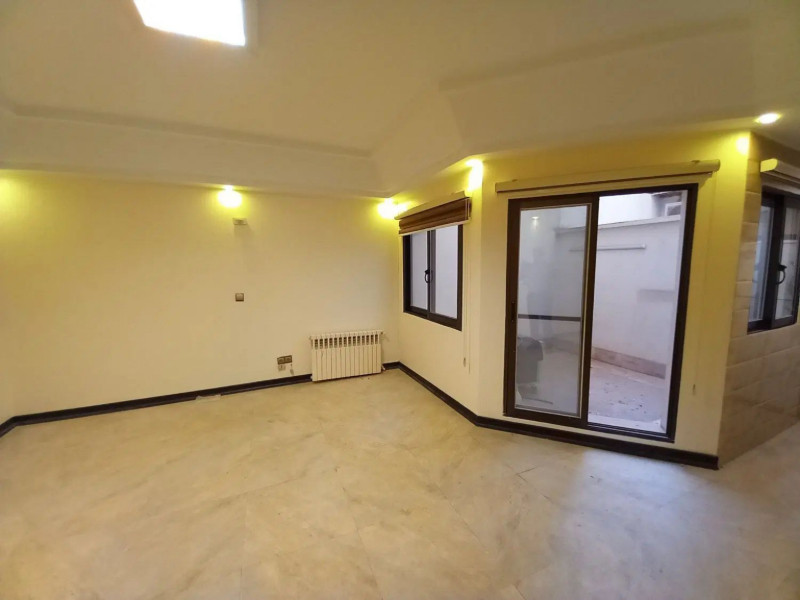 تجاری 82 متری دو خوابه در تجریش تهران