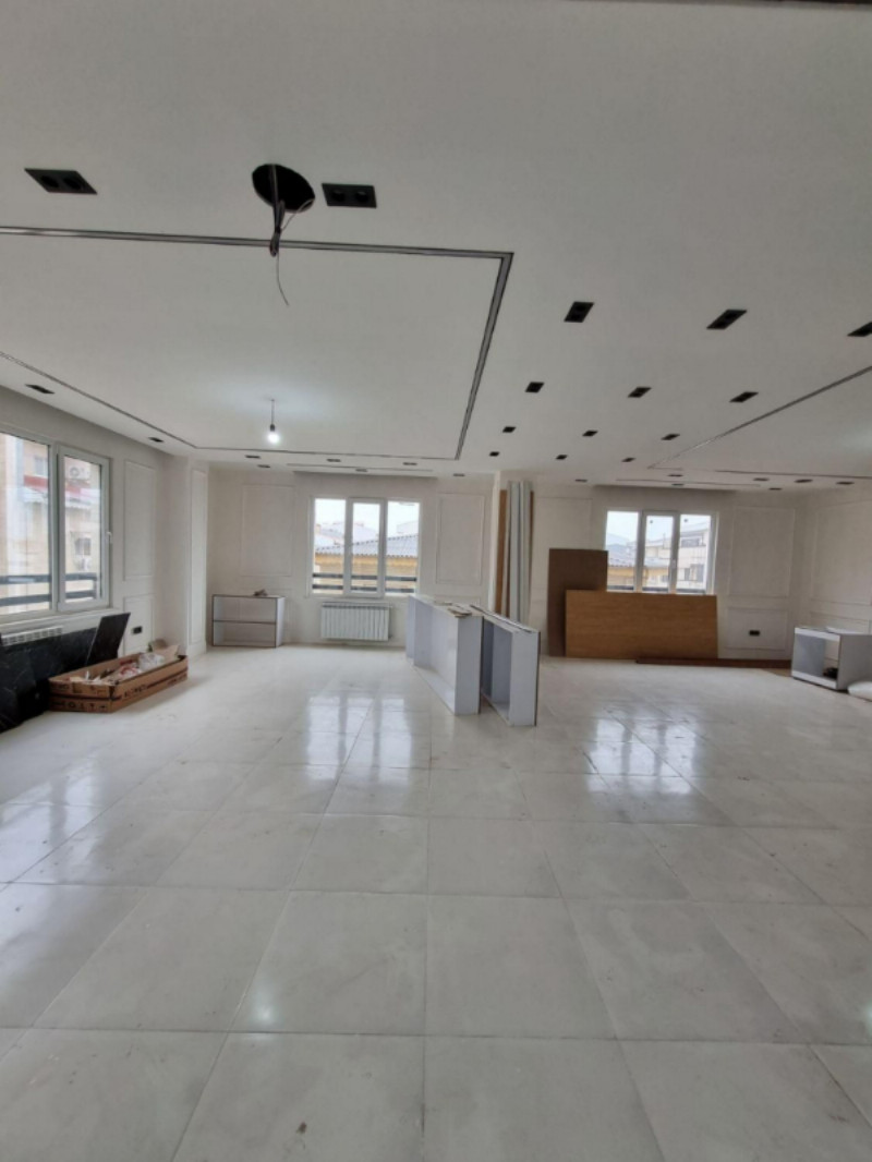 آپارتمان 194 متری سه خوابه در معلم رشت