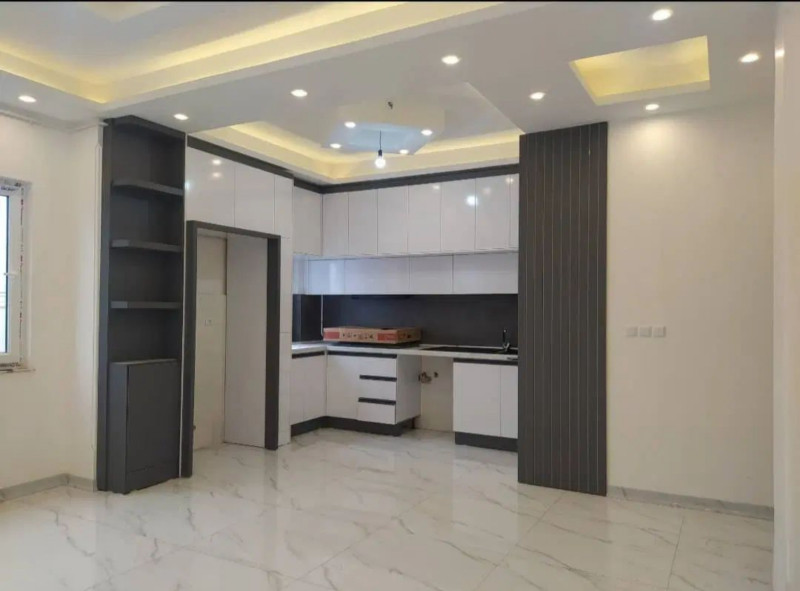 آپارتمان 105 متری دو خوابه در حمیدیان رشت13184114575