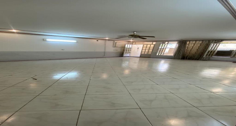 خانه 170 متری دو خوابه در خیابان صحرا یزد
