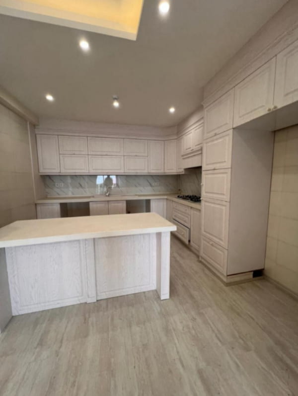 آپارتمان 130 متری دو خوابه در گلسار رشت
