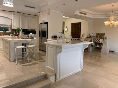 آپارتمان 230 متری سه خوابه در کامرانیه شمالی تهران