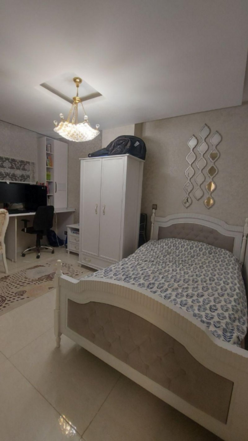 آپارتمان 136 متری سه خوابه در پونک تهران13188214635