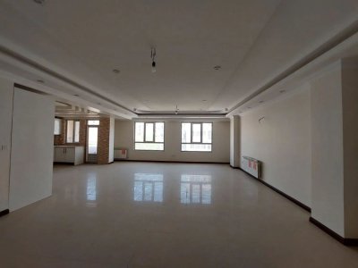 آپارتمان 140 متری سه خوابه در جنت آباد شمالی تهران