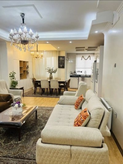 آپارتمان 145 متری سه خوابه در جنت آباد شمالی تهران