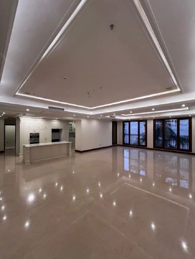 آپارتمان 240 متری سه خوابه در کامرانیه جنوبی تهران