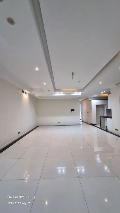 آپارتمان 140 متری دو خوابه در قیطریه تهران