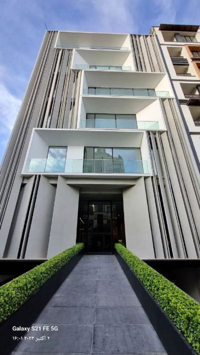 خانه 200 متری سه خوابه در قیطریه تهران